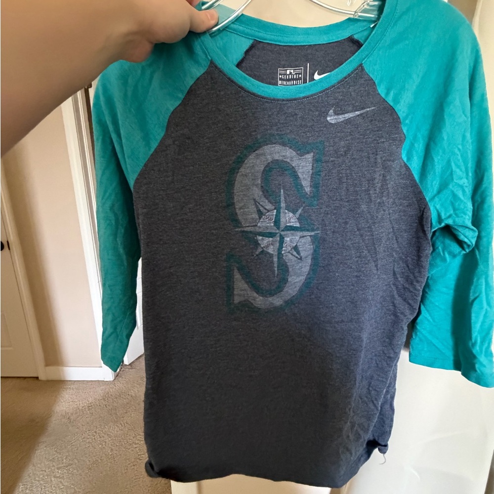 Nike Women’s Seattle Mariners Teal and Gray Raglan Shirt